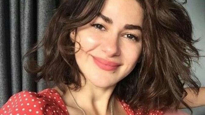 Nesrin Cavadzade güzel mi?