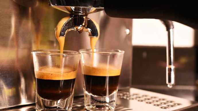 Starbucksta bulunan kahve türlerinden en çok hangisini seviyor ve tüketiyorsunuz?