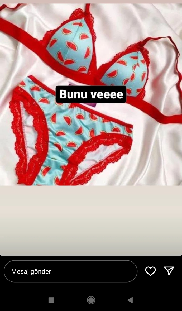 Bir kız neden böyle saçma hikaye atar Instagrama?