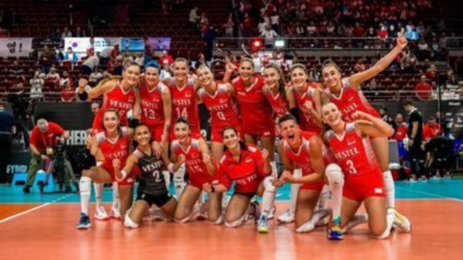 Türkiye -Polonya voleybol maçını izleyecek misin?