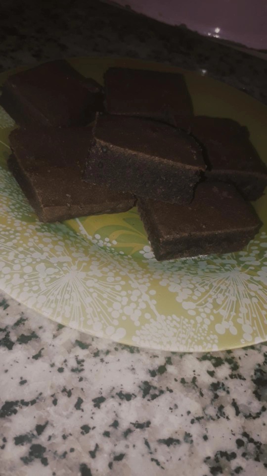 Hello🌸 İlk kez brownie yaptım, nasıl gözüküyor?