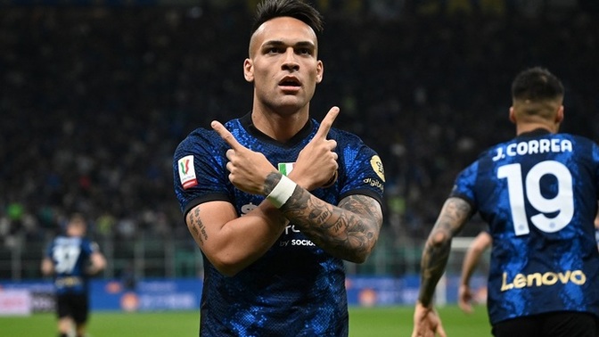 Lautaro Martinez mi daha iyi futbolcu Gabriel Jesus mu?