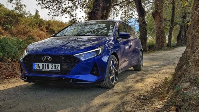 Hyundai i20 güncel fiyatıyla en düşük paket 437 bin TL! Bu fiyata değen bir araba mı?