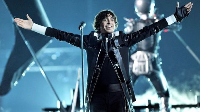 Eurovisiona tekrar katılacak olsak kiminle ve hangi şarkıyla katılmamızı isterdiniz?