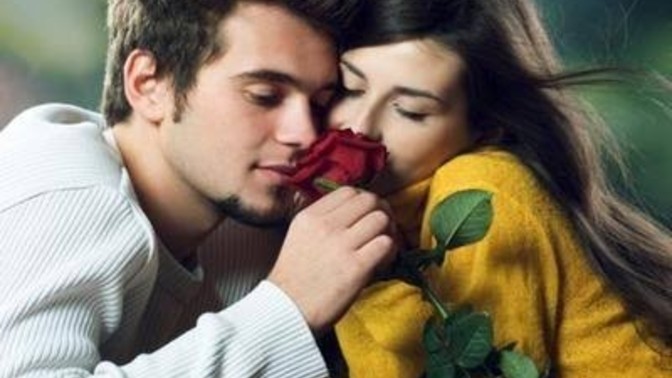 Romantik olmayan biri ile romantik olan biri aşk yaşayabilir mi?