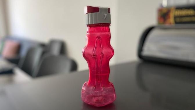 Bulaşık makinesinden çıkınca suluğumla bakıştım. Düzelir mi dersiniz?