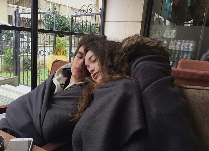İlk kez sevgiliniz olduğunda kaç yaşındaydınız?