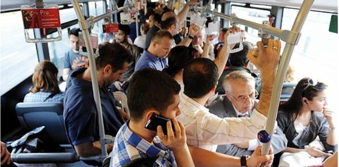 Toplu taşımada karşılaştığınız en sevmediğiniz şey nedir?