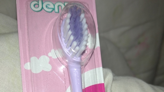 Diş fırçası alırken parasına mı yoksa kalitesine mi dikkat ediyorsunuz?