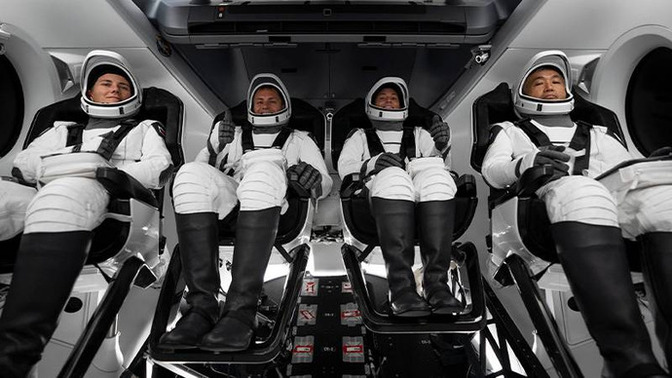 SpaceX, Uluslararası Uzay İstasyonu'na 3 astronot ve 1 kozmonot gönderdi! Uzaya gitmek ister miydiniz🚀?