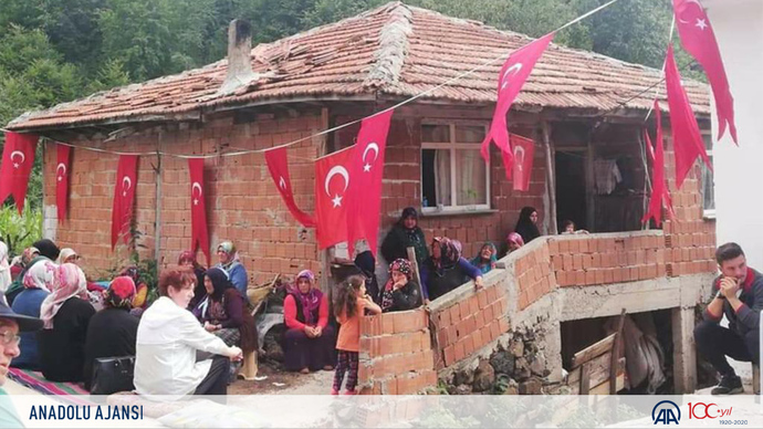 Müge Anlı'ya katılan bir kadının Afgan damadına devlet tarafından ev verildiğini söylemesi gündem oldu. Düşünceleriniz neler?