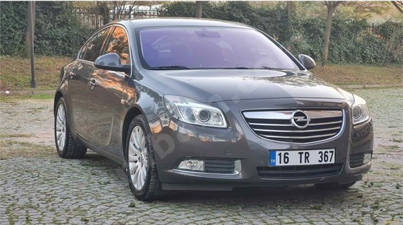 Abi Kardeş Karşı Karşıya ⚡ Opel Vectra C 🆚 Opel Insignia A Hangisi Daha Karizma Tasarımı Sizce ⭐?