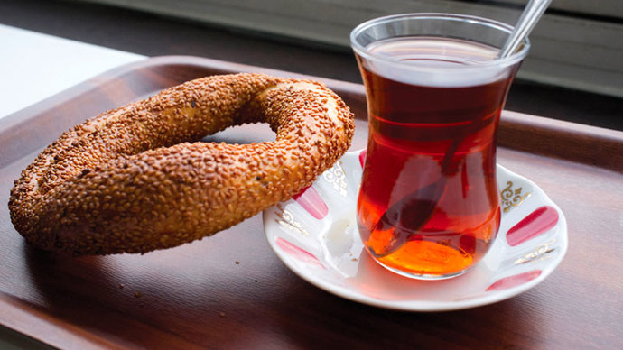 Simitle Hangisi Daha İyi Gidiyor?