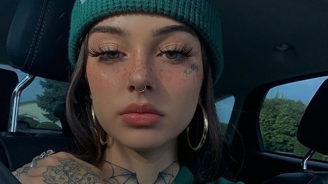 Burun ve dudak piercing takan insanları çekici buluyor musunuz?