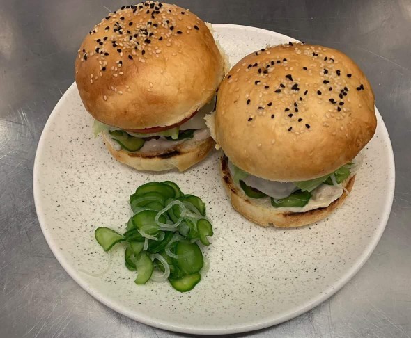 Hamburgerin her türlüsünü sever misiniz?