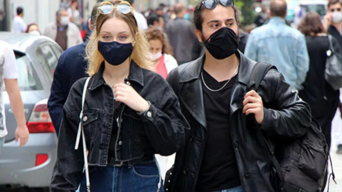 Maske takmayanlara kesilen cezalar siliniyor! Kurallara uyan vatandaşlar neden değer görmüyor?