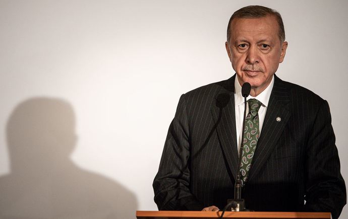 Cumhurbaşkanı Erdoğan sürekli hastalığı bulunan iki hükümlünün cezasını kaldırdı. Ne düşünüyorsunuz?