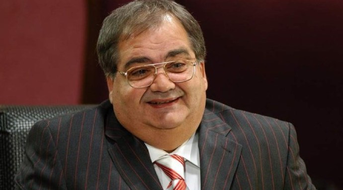 İplikçi Nedim olarak tanıdığımız İsmail İncekara hayatını kaybetti. Nedim karakterini sever miydiniz?