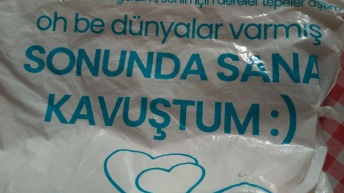 Size kavuşmak için dağları tepeleri dereleri aşan biri var mı?