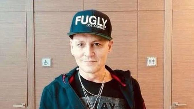 Johnny Depp'in bu halini yakışıklı buluyorum. Ben anormal miyim?
