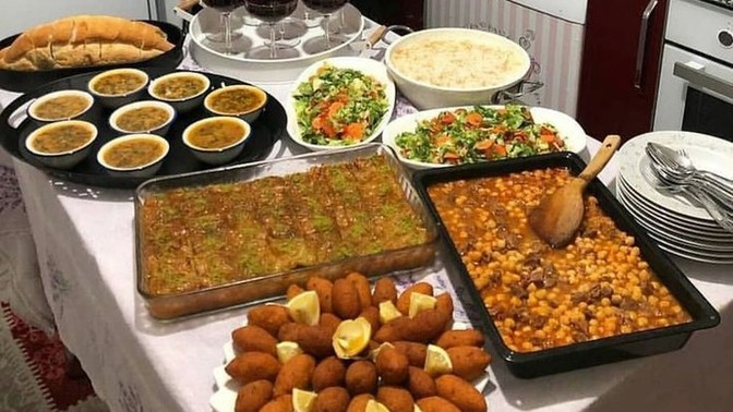 Hadi bakalım herkes en son yediği yemeği ve içeceği yazsın?