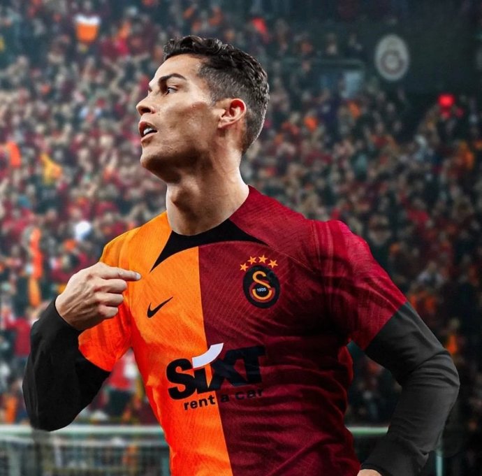 Manchester United'ta yedek kalan Cristiano Ronaldo'nun Galatasaray'a geleceği konuşuluyor. Sence Ronaldo Galatasaray'a gelir mi?