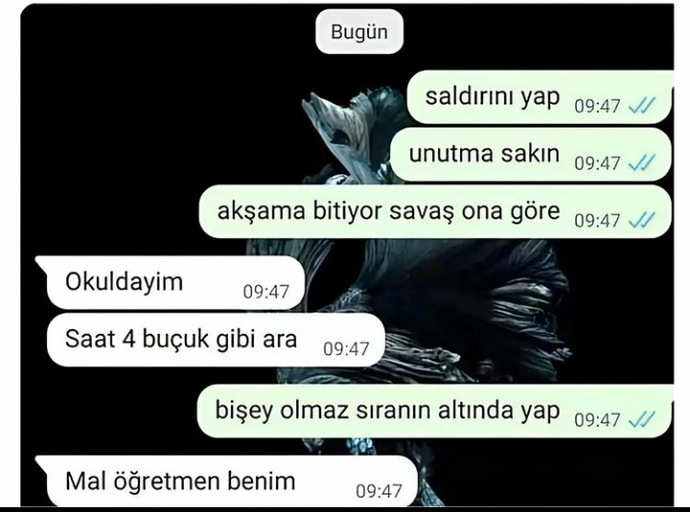 Derste bile telefonla oyun oynar mıydınız?