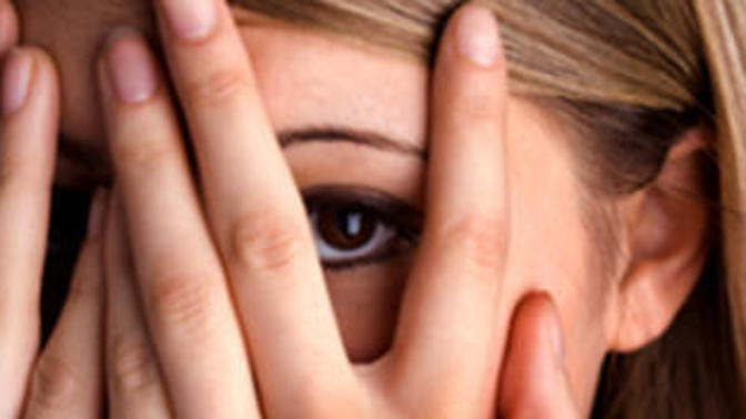 Utangaçlık bir kişilik sorunu mu/Çekingenlik ve Utangaçlığın zararları nelerdir?