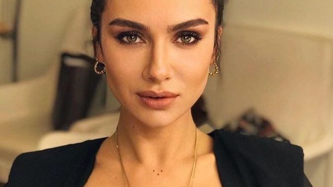 Şu sıralar Birce Akalay'ın güzelliği çok konuşuluyor. Sizce de söylendiği kadar güzel mi?