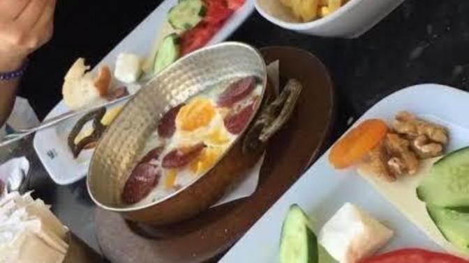 Pazar sabahı nasıl kahvaltı yapmak istersiniz ve kiminle?