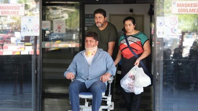 İzmir'de sopalarla aile hekimini döven 3 zanlı tutuklanmış. Cezaları ne olmalı?