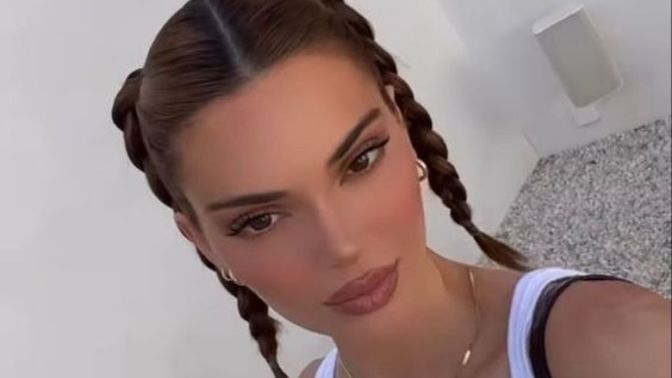 Sizce iki kulak saç modeli yapmanın yaşı var mıdır?