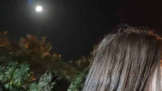 Doğal saç rengim çok hoş parlamıyor mu sizce?