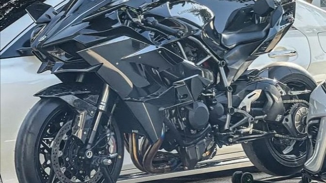 Motor mu araba mı çabuk düşürür seni?