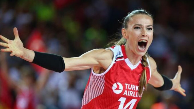 KPSS'de Haluk Bilginer ve Eda Erdem soruldu! Sınava girseydiniz cevaplayabilir miydiniz?