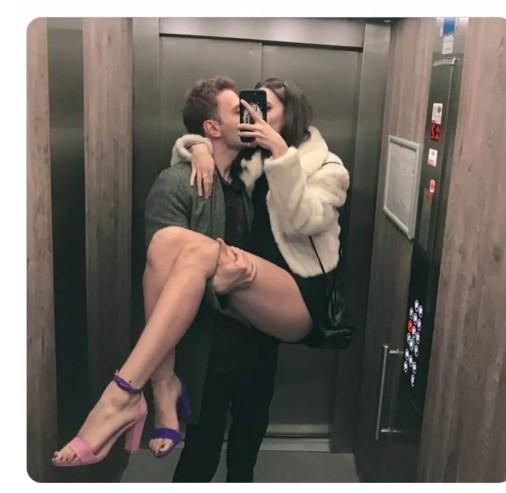 Sevgilinizle samimi fotoğraflarınızı sosyal medyaya koyar mısınız?