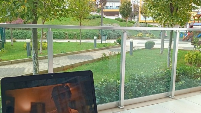 Film seyretmeyi sever misiniz?