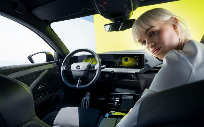 2023 Opel Astra GSe tanıtıldı! Dış tasarım olarak beğendiniz mi?