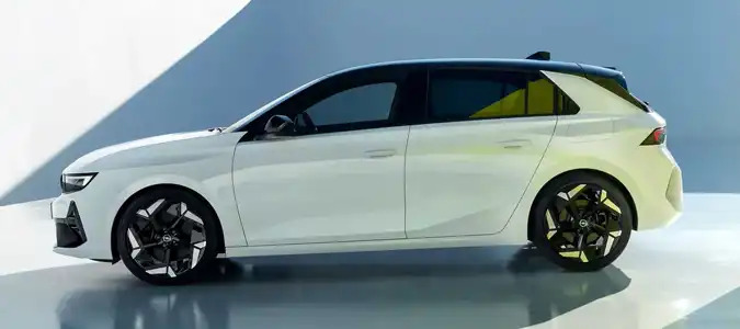 2023 Opel Astra GSe tanıtıldı! Dış tasarım olarak beğendiniz mi?