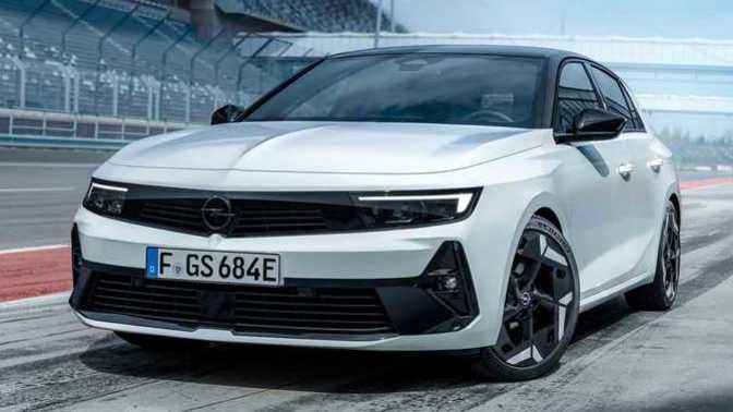 2023 Opel Astra GSe tanıtıldı! Dış tasarım olarak beğendiniz mi?