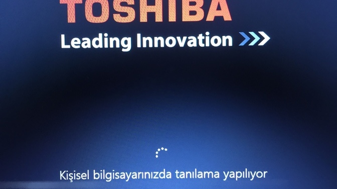 Laptobum böyle kaldı, açılmıyor. Neden olabilir?
