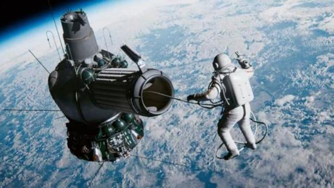 Dolandırıcılıkta son nokta: "Astronotum beni uzaydan kurtar" dedi, 550 bin TL ödetti. Sen olsan yer miydin🤔?