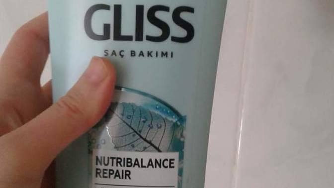 Saçlarım dökülüyor ve çok cansız😑Şampuan veya saç maskesi önerileriniz neler?