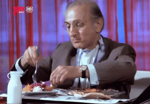 Televizyonda yemek yarışmasında ballandıra ballandıra yenilen yemek