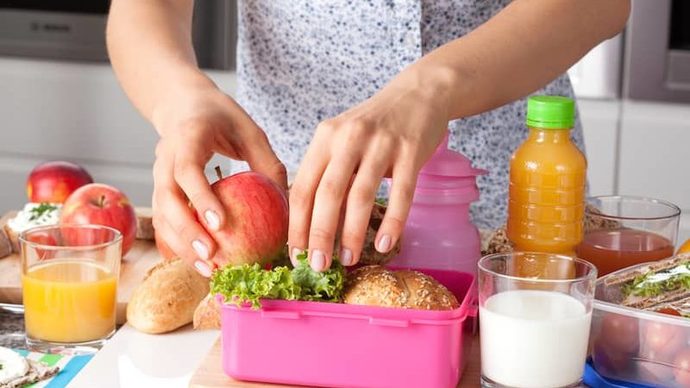İş yerine yemek götürmek mantıklı bir hareket mi?