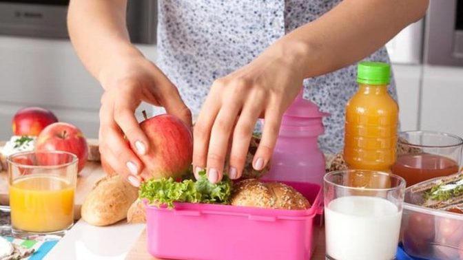 İş yerine yemek götürmek mantıklı bir hareket mi?