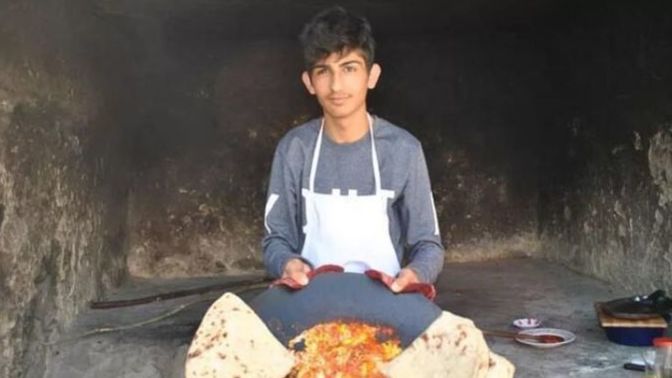 Yemek yapan erkekler çekicidir diyorlar. Yemek yapabilmek bir başarı belirtisi mi yaşamsal ihtiyaç mı?