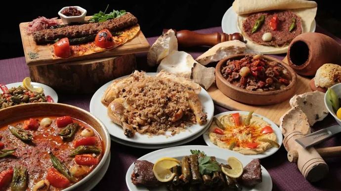 Akşam yemeğinde olmazsa olmazınız nedir?