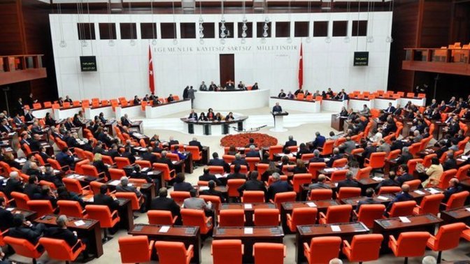 Dezenformasyonla mücadele düzenlemesi yasalaştı! Bundan sonra sosyal medya paylaşımlarınıza dikkat edecek misiniz?