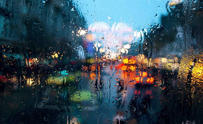 Meteoroloji, yurt genelinde kuvvetli rüzgar ve sağanak yağış uyarısında bulundu. Olduğunuz yerde havalar nasıl?